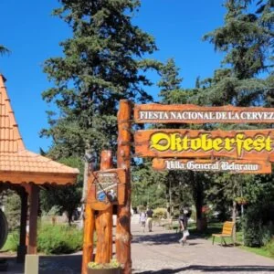 Villa Carlos Paz con Fiesta de la Cerveza
